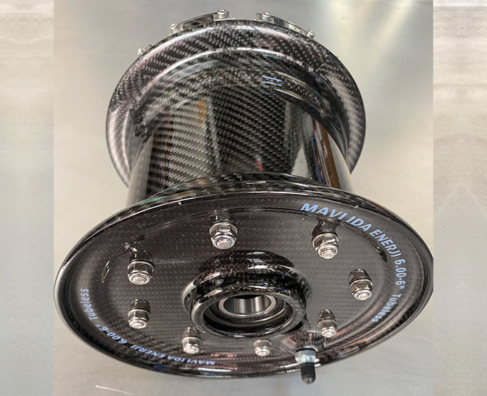 CFWB6X6 (6.00-6” carbon fiber wheel)